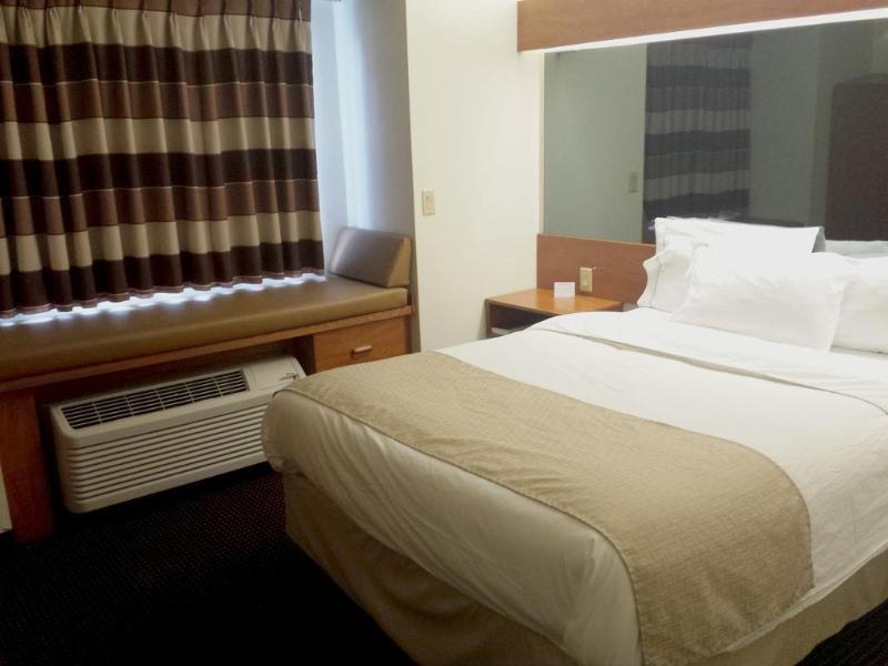 Microtel Inn & Suites By Wyndham Rice Lake Ngoại thất bức ảnh